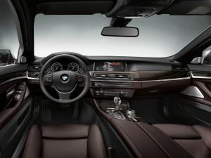 BMW 535i Sedan Luxury Line 2013 года 